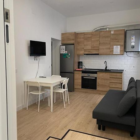 U1 Ap Nuevo, Bien Comunicado Madrid Centro Apartment Exterior foto